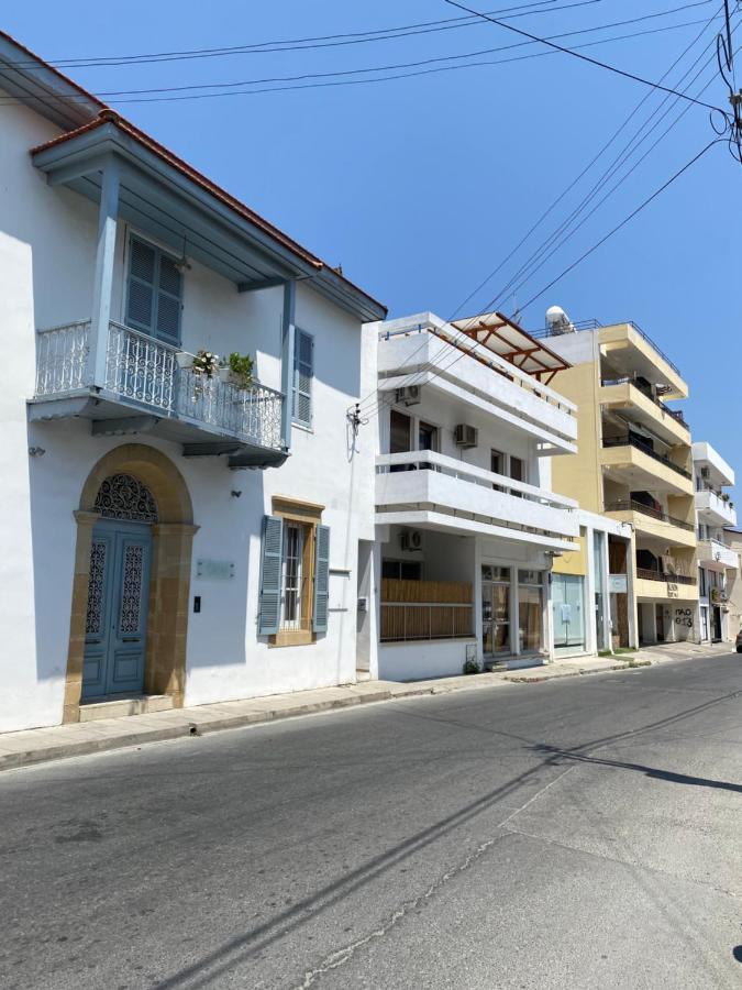 Auberge de jeunesse Past Or Trail à Larnaca Extérieur photo